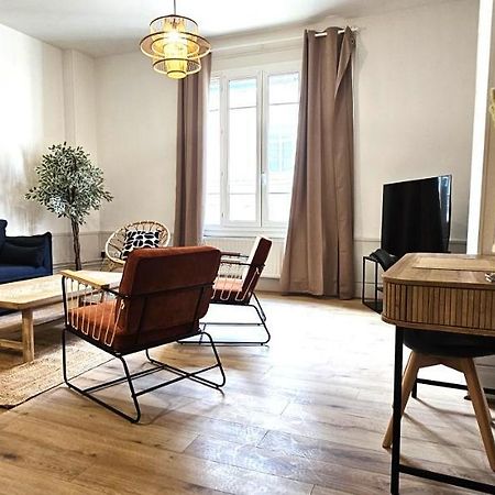 Aux Clefs Des Sacres - Le Barbatre Apartment Reims Bagian luar foto
